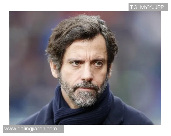 塞维利亚队主教练宣布离职，球队陷入动荡：未来何去何从？